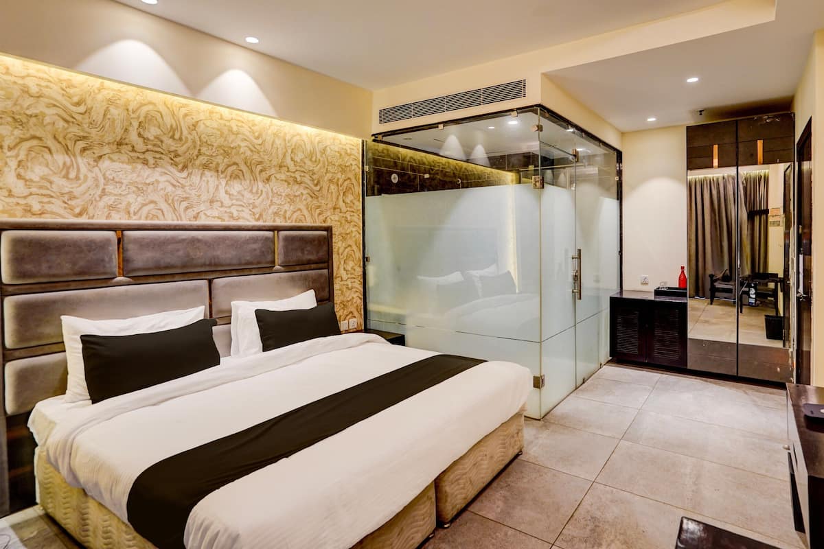 Classic Double Room | Bed sheets