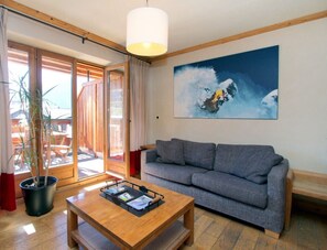 TV - Apt 4/6 ppl, terrace with a very nice view (Les Deux Alpes)