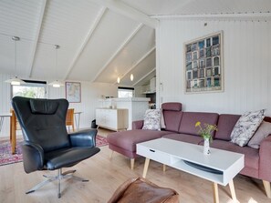 TV, fireplace - "Albrecht" - 1.8km from the sea by Interhome (Blåvand)