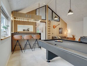 Spielezimmer