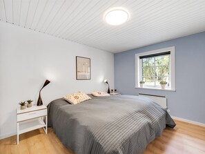 3 bedrooms, WiFi