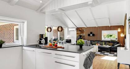 "Famke" - 1km from the sea by Interhome