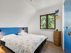 4 bedrooms, internet