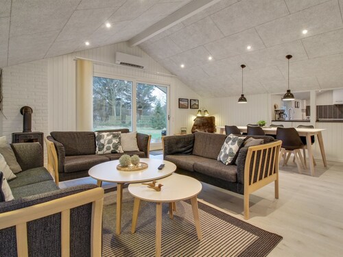 "Ria" - 250m from the sea by Interhome