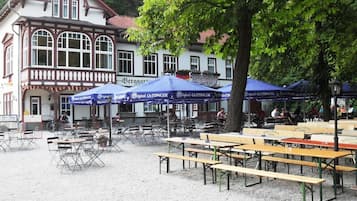 Ristorazione all'aperto