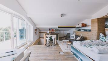 1 habitación, tabla de planchar con plancha, wifi gratis y ropa de cama