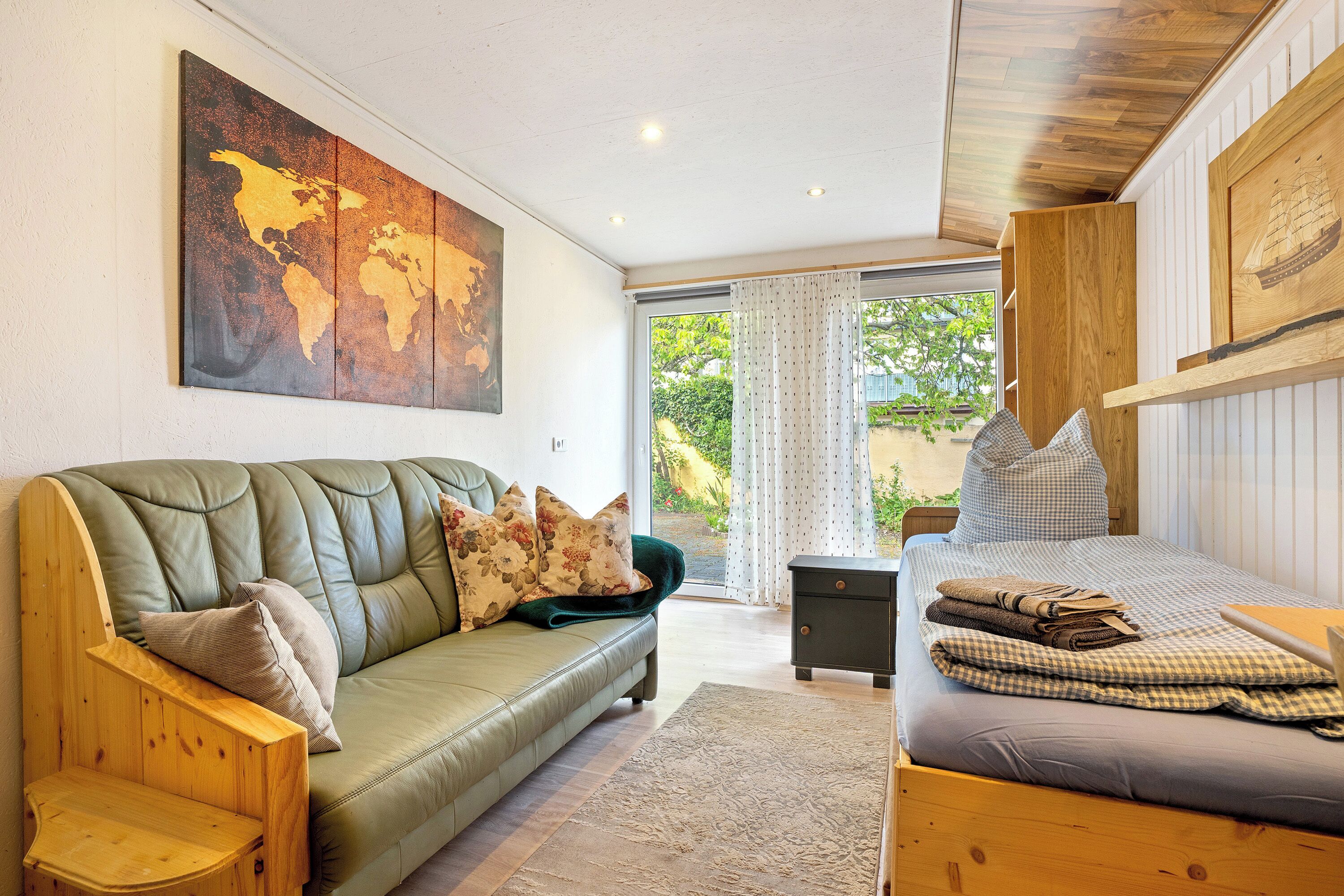 3 bedrooms, free WiFi, bed sheets