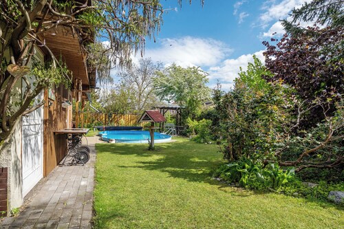 Apartment 'Ferienwohnung Mit Aufenthaltsraum' with Shared Pool, Shared Terrace and Wi-Fi