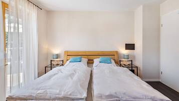 2 Schlafzimmer, BĂŒgeleisen/BĂŒgelbrett, kostenloses WLAN, BettwĂ€sche