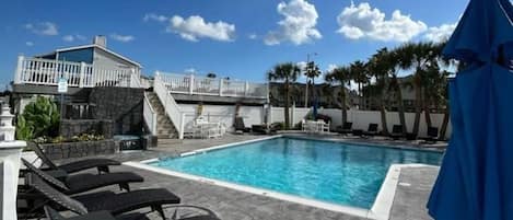 Alberca al aire libre