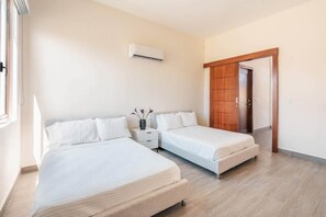 Photo non classée, 3 sur 23, bouton