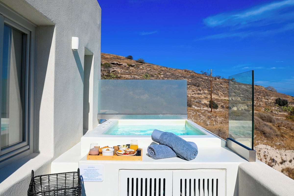 Suite Exclusive, bain à remous, vue mer | Terrasse/Patio