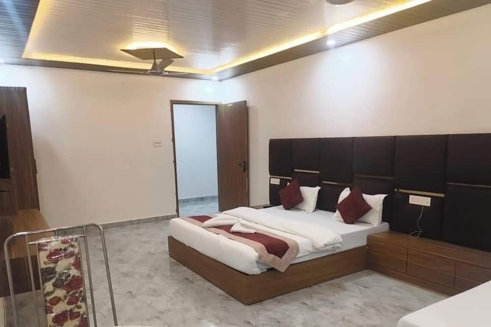 Hotel Obsidian Red - Barsaini