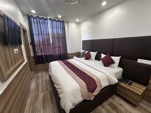 Deluxe Room | Free WiFi