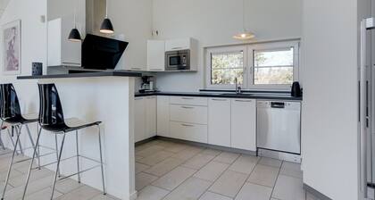 "Lova" - 600m from the sea by Interhome