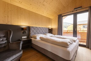 4 bedrooms, free WiFi, bed sheets
