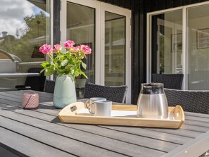 Outdoor dining - "Ingobald" - 1.5km from the sea by Interhome (Blåvand)