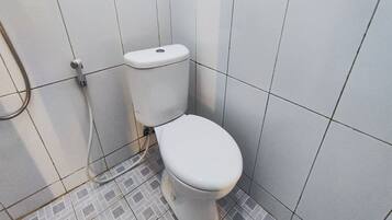 Kahden hengen huone | Kylpyhuone | Suihku, pyyhkeet, saippua