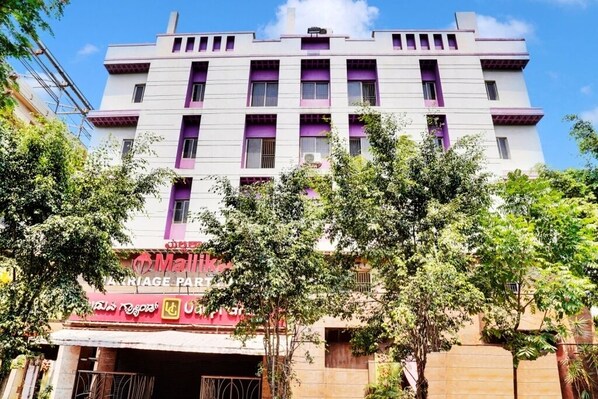 Facciata della struttura