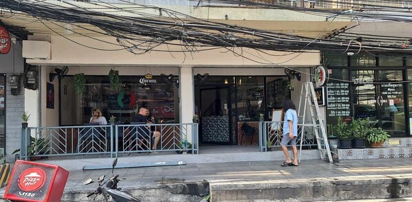 Front of property - W District Hostel (Bangkok)