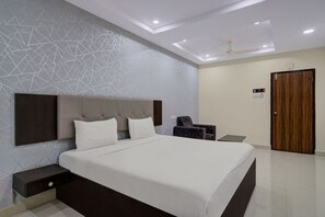 Deluxe Room - iROOMZ J3 Group of Hotels (Hyderabad)