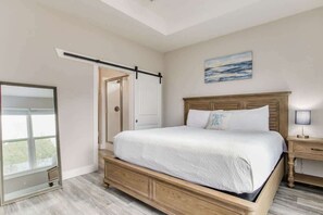 3 chambres, fer et planche à repasser, Wi-Fi gratuit, draps fournis