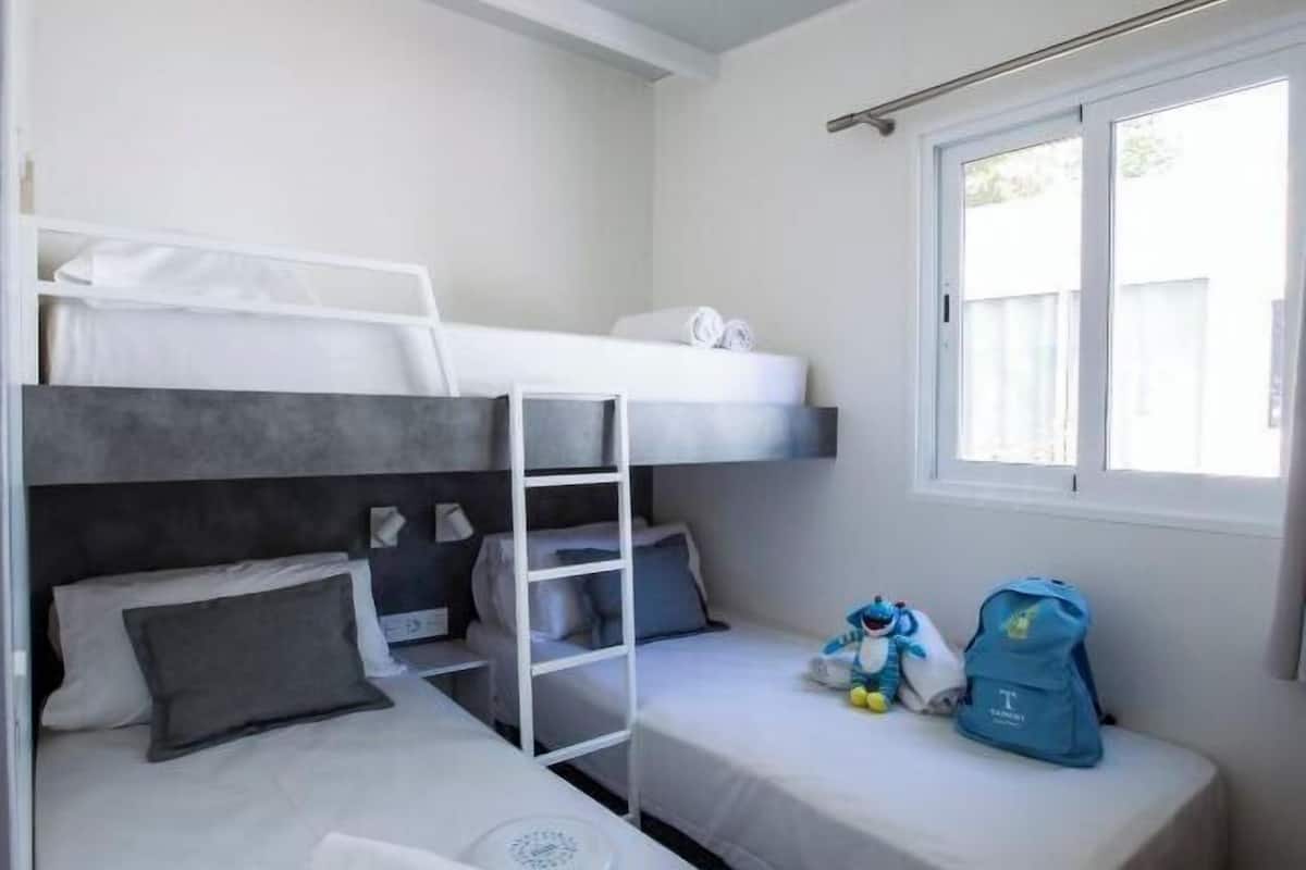 2 dormitorios, wifi gratis, ropa de cama