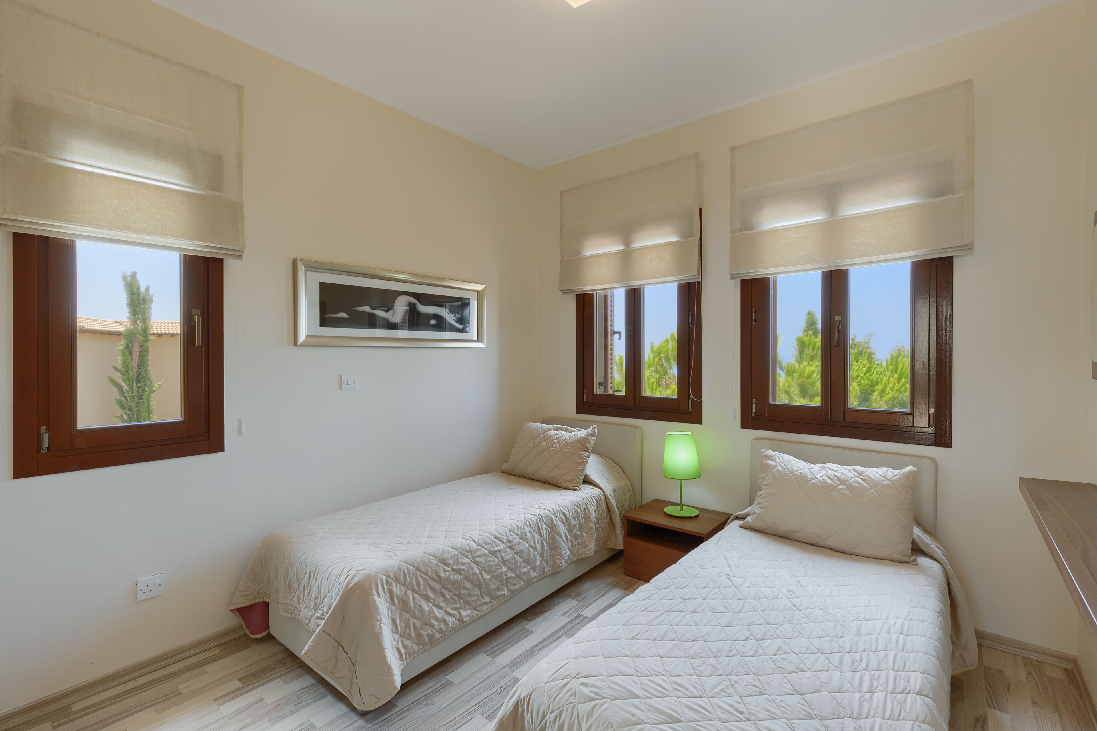 2 bedrooms, iron/ironing board, travel cot, free WiFi