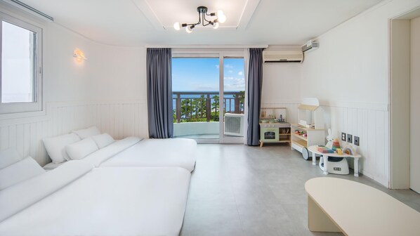 1 bedroom, free WiFi - Jeju Hi Mom Kids Family Pension Silver (Jeju City)