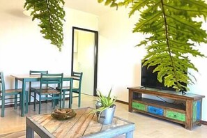 Dining - Ocean view apartment by Smartstay (Trou-aux-Biches)