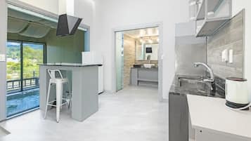 Basic Room, 1 Bedroom (La Beaute) | 1 bedroom, free WiFi