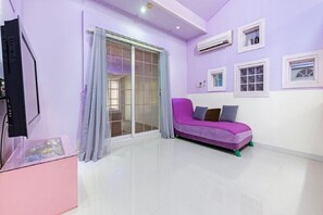 Basic Room, 1 Bedroom (Topaz) | 1 bedroom, free WiFi - Hongcheon Rivervalley Poolvilla Spa Pens (Hongcheon)