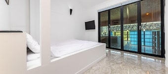Hongcheon Rivervalley Poolvilla Spa Pens