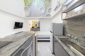 Rom – basic, 1 soverom (Luna) | 1 soverom og wi-fi (inkludert)