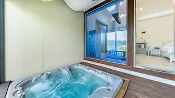 Basic Room, 1 Bedroom (Jade) | 1 bedroom, free WiFi