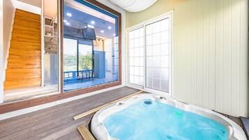 Basic Room, 1 Bedroom (Lime) | 1 bedroom, free WiFi