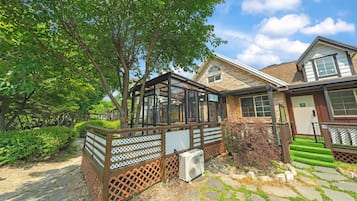 Basic Room, 1 Bedroom (Poodle)