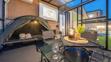Basic Room, 2 Bedrooms (Retriever) | Free WiFi