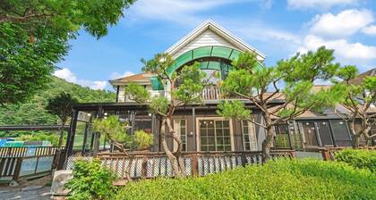 Gapyeong Dangdangi Pet Pension Green