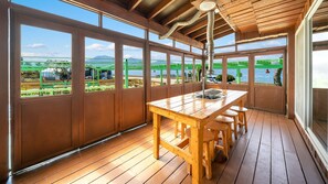 Basic Room, 1 Bedroom (healing(pyeonbaegnamu)) | 1 bedroom, free WiFi - Ganghwa Abientot Spa Pension (Incheon)