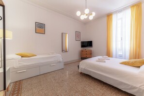 1 bedroom, WiFi - Palumbo Apartment - Int.18 (Roma)