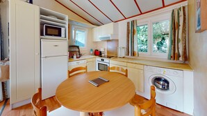 Unclassified image, 4 of 21, button - Mobil Home 40 Grand Confort (Brem-sur-Mer)