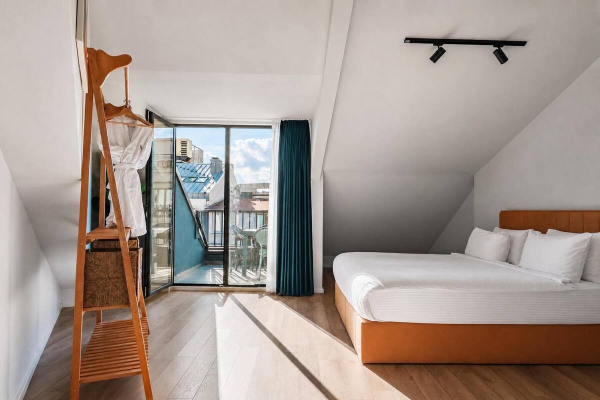Dúplex de lujo | 1 dormitorio, sábanas de algodón egipcio, ropa de cama de alta calidad