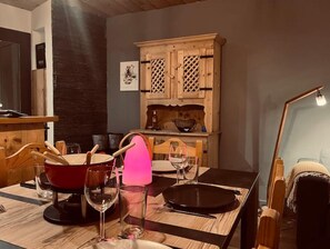Dining - Coeur Station, vue Splendide, Skis aux Pieds (Huez)