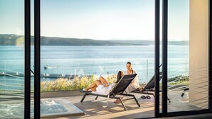 Outdoor spa tub - Aminess Younique Narrivi Hotel (Crikvenica)