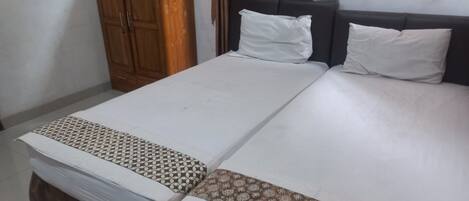 Deluxe Double Room | Free WiFi, bed sheets