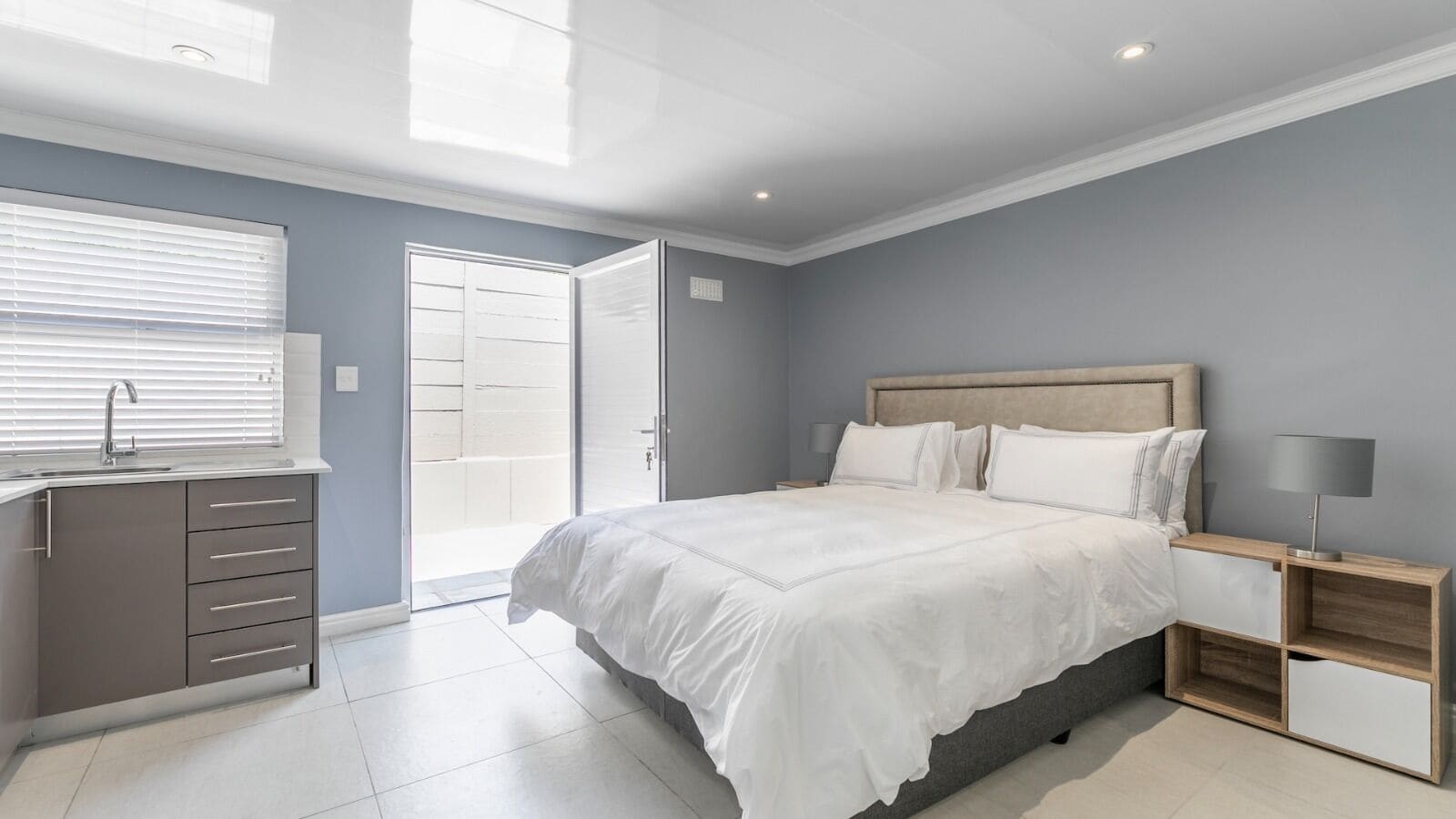 Desk, iron/ironing board, free WiFi, bed sheets