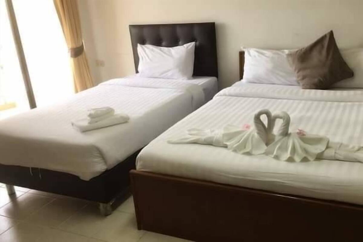 Deluxe Triple Room
