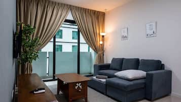 Een televisie en een kantoor