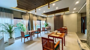 Daily continental breakfast for a fee - The Luxury (Siem Reap)